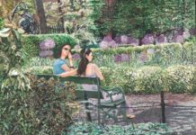 Gramercy Neighborhood Art at the Salmagundi Club Gramercy Park painting by Roger Rossi