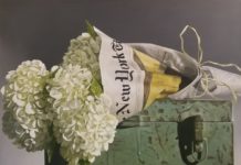 Shorebirds and Still Lifes: Egger and DiBenedetto Loren DiBenedetto, “White Hydrangea in NY Times,” 24 x 30 in.