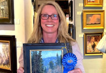 Artist Spotlight: Kim Casebeer artist Kim Casebeer with her wet paint competition painting at the American Impressionist Society Show
